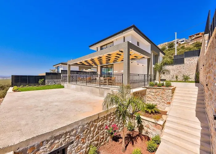 3 Bedroom Luxury Villa, Private Pool, Near Kalkan Villa Kaş