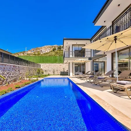 ヴィラ 3 Bedroom Luxury Villa, Private Pool, Near Kalkan カシュ