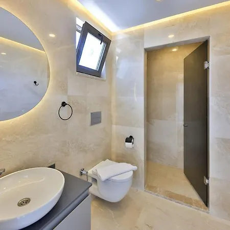 3 Bedroom Luxury Villa, Private Pool, Near Kalkan * カシュ