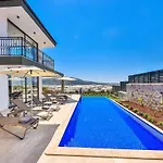 Villa 3 Bedroom Luxury Villa, Private Pool, Near Kalkan