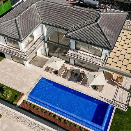 Вилла 3 Bedroom Luxury Villa, Private Pool, Near Kalkan *